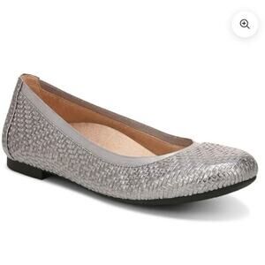 Vionic Silver Woven Flats